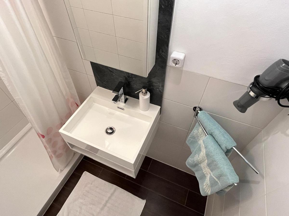 Sonnige Souterrain-ferienwohnung Sassnitz